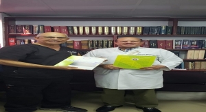 Director del Dar&iacute;o Contreras realiz&oacute; visita de cortes&iacute;a al Dr. R&oacute;mulo G&oacute;mez Hern&aacute;ndez