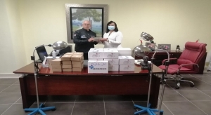 El SNS entrega insumos m&eacute;dicos quir&uacute;rgicos al hospital Dar&iacute;o Contreras