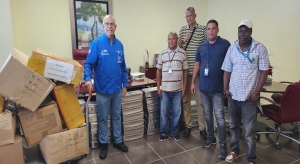 La Direcci&oacute;n General de Aduanas dona insumos m&eacute;dicos al Hospital Dar&iacute;o Contreras