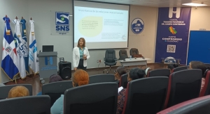 El Hospital Dar&iacute;o Contreras capacita personal junto al Infotep sobre servicio al cliente
