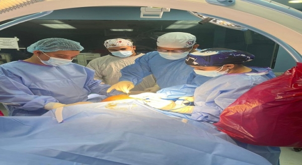 El Hospital Darío Contreras rompe record con 50 cirugías realizadas en un mismo día